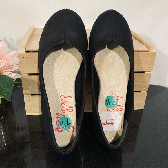 foam sliders women's